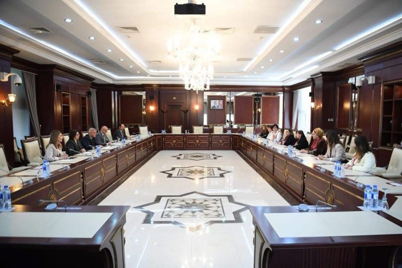 Türkdilli ölkələrin və icmaların qadın liderləri parlamentdə - FOTOLAR